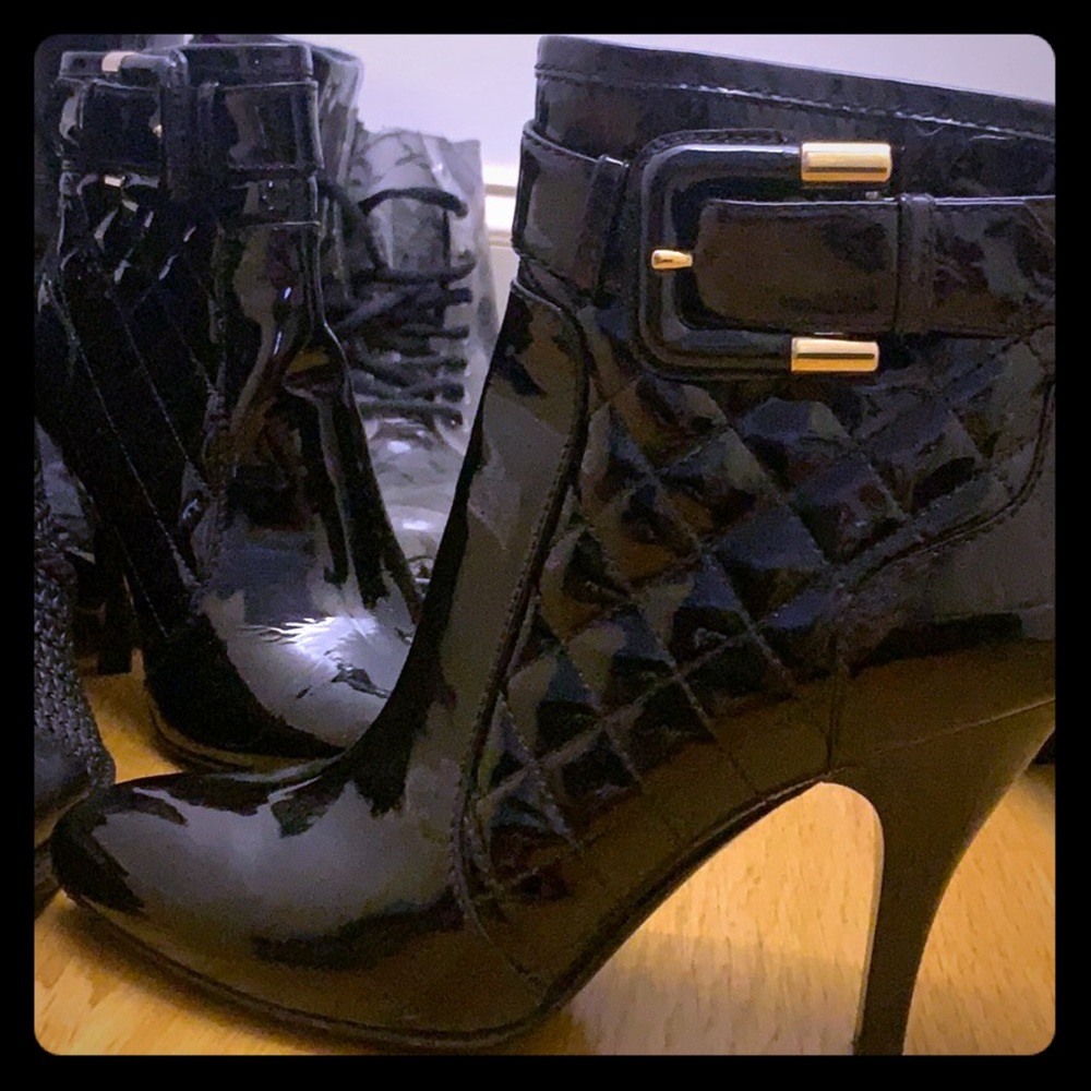 Burberry patent leather booties